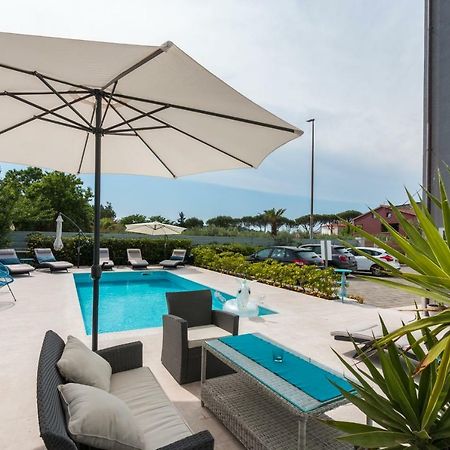 Luxury Apartments Tramontana Медулин Екстер'єр фото